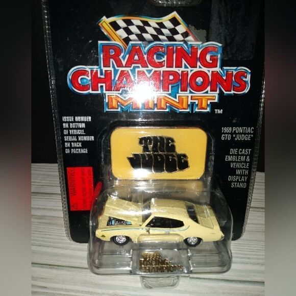 Racing Champions Mint 1969 Pontiac GTO Judge Vintage 1996 Diecast Collectible - Picture 9 of 9